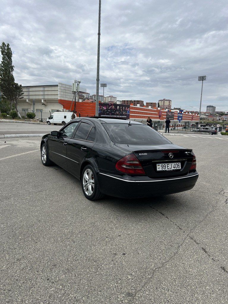 Mercedes E 220, 2.2 L, 2003 il, 480 000 km 99-EJ-406 — Avtomobillər, Bakı (9)