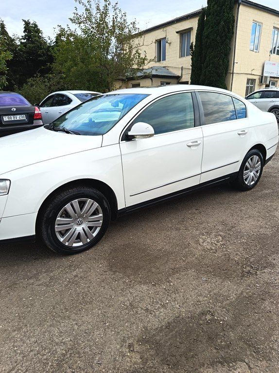 Volkswagen Passat, 2.0 L, 2010 il, 347 689 km — Avtomobillər, Bakı (4)