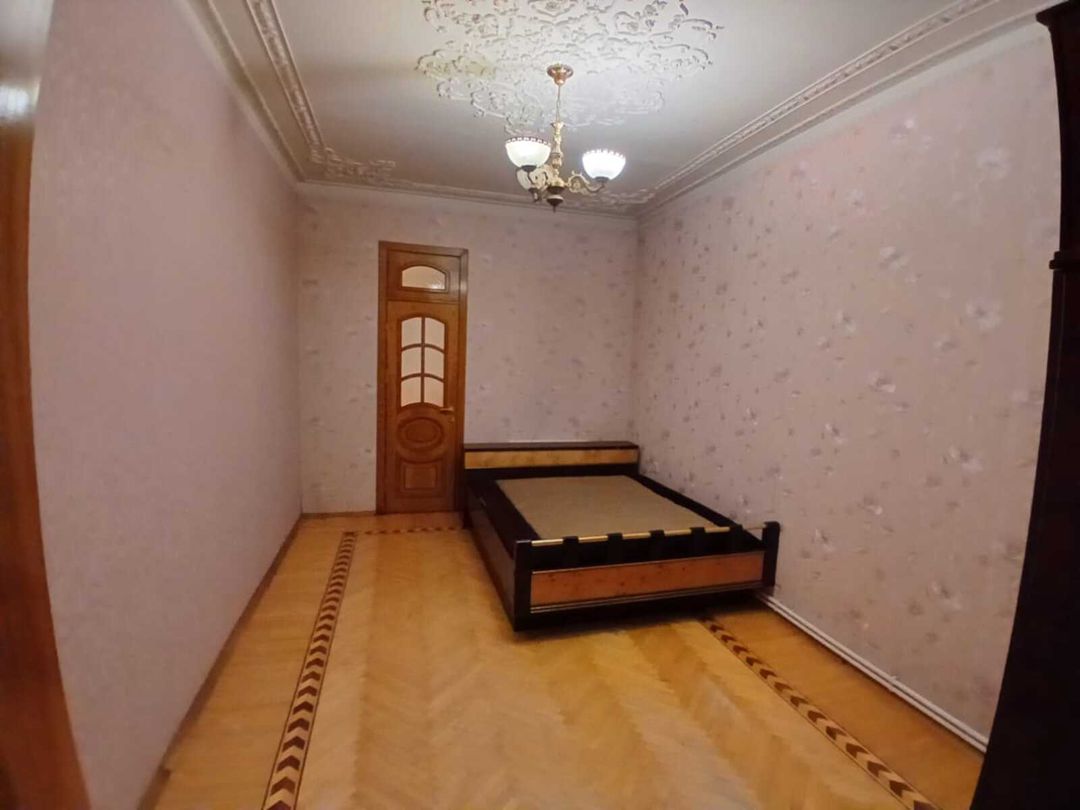 İcarəyə verilir 4 otaqlı köhnə tikili 110 m² — Mənzil, Bakı (8)