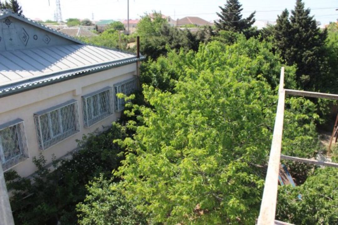 Satılır 6 otaqlı həyət evi/bağ evi 700 m² — Ev, villa, Bakı (2)