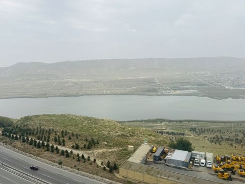 Satılır 3 otaqlı yeni tikili 90 m² — Bakı