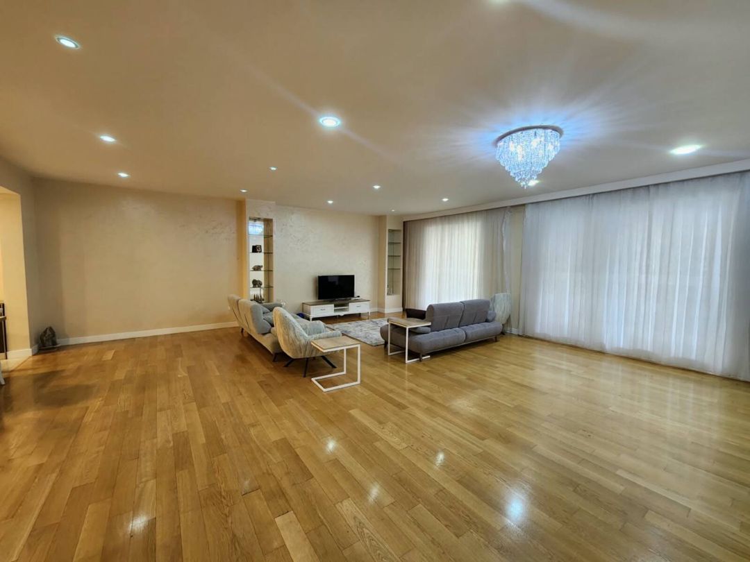 İcarəyə verilir 4 otaqlı yeni tikili 200 m² — Mənzil, Bakı (4)
