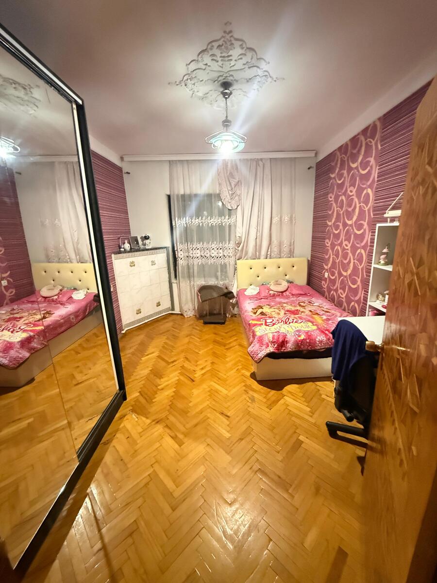 Satılır 5 otaqlı köhnə tikili 120 m² — Mənzil, Bakı (2)
