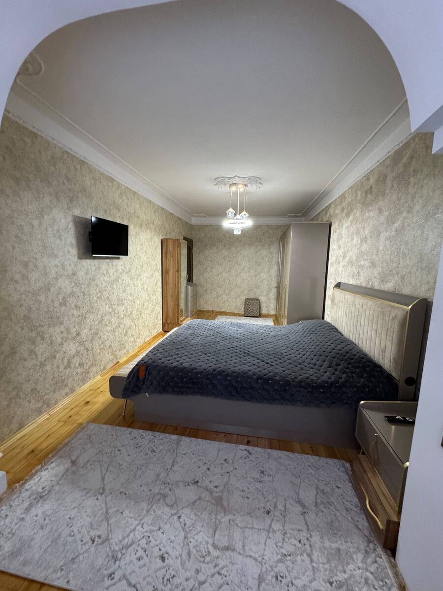 Satılır 4 otaqlı köhnə tikili 100 m² — Mənzil, Bakı (4)
