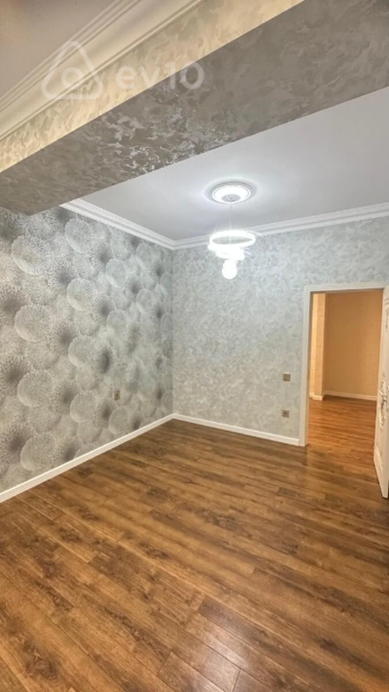 3 otaqlı mənzil, 100 m², Xıdır Mustafayev küçəsi — Bakı