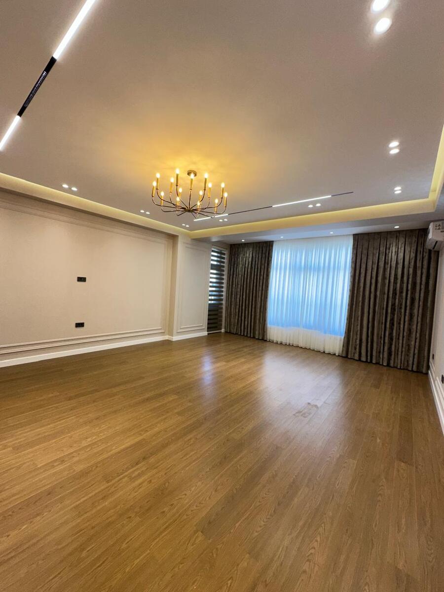 Satılır 4 otaqlı yeni tikili 175 m² — Mənzil, Bakı (10)