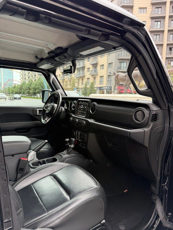 Jeep Wrangler, 2.0 L, 17.3 kWh, 2021 il, 63 000 km — Avtomobillər, Bakı (10)