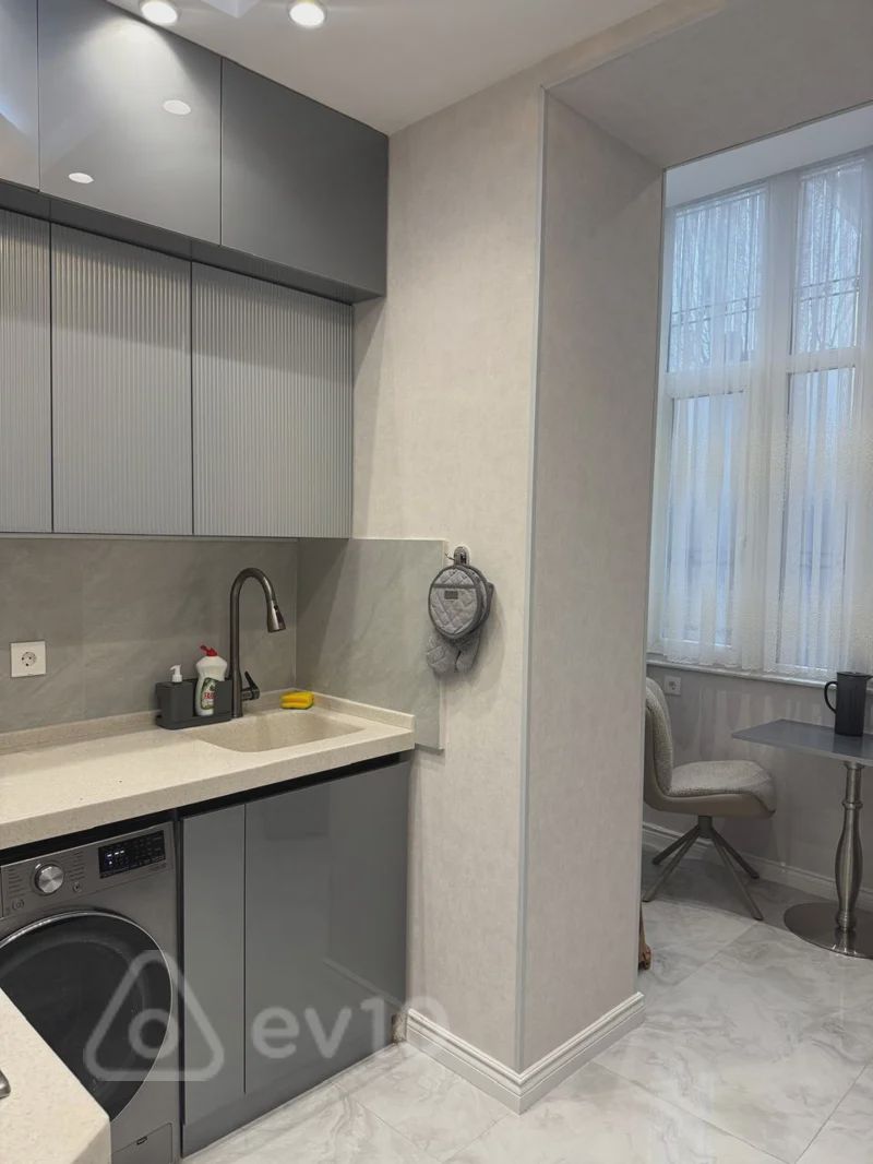 For rent: 3-room apartment (old building), 90 m² — Mənzil, Bakı (12)