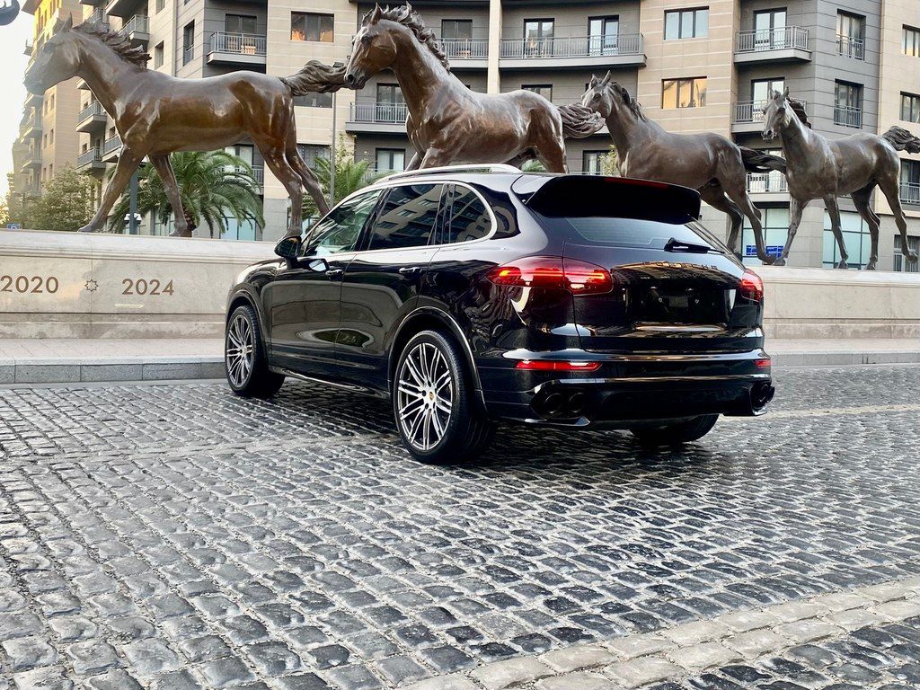 Porsche Cayenne GTS, 3.6 L, 2015 il, 99 000 km — Avtomobillər, Bakı (7)