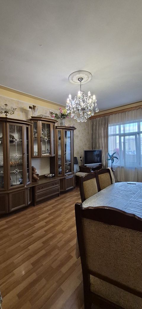 Satılır 4 otaqlı köhnə tikili 105 m² — Xırdalan