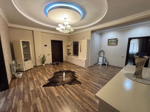 Satılır 3 otaqlı yeni tikili 137 m² — Bakı