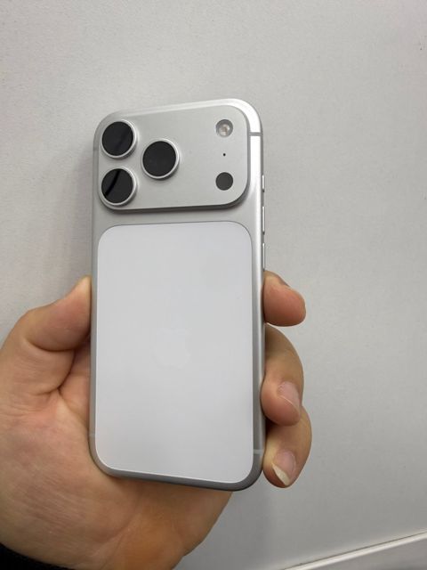 Apple iPhone 17 Pro Silver 256GB/12GB — Bakı