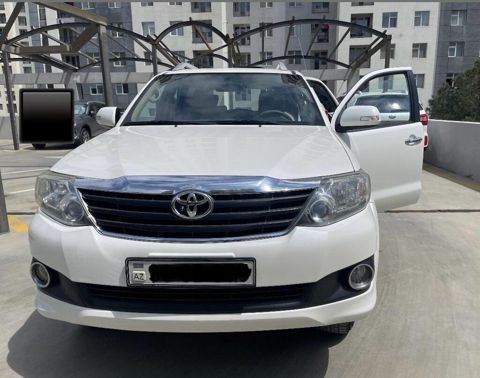 Toyota Fortuner: 2.7 l 2013 il Ofrouder/SUV — Bakı