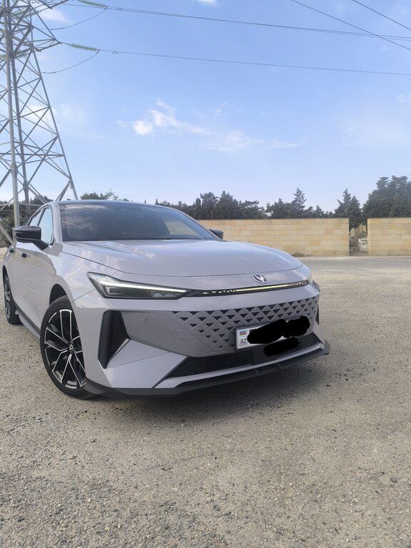 Changan Uni-V iDD, 1.5 L, 18.4 kWh, 2024 il, 30 500 km — Avtomobillər, Bakı