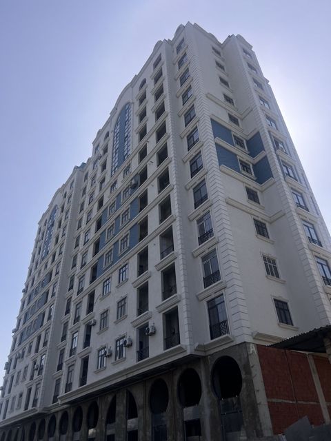Satılır 2 otaqlı yeni tikili 82 m² — Bakı