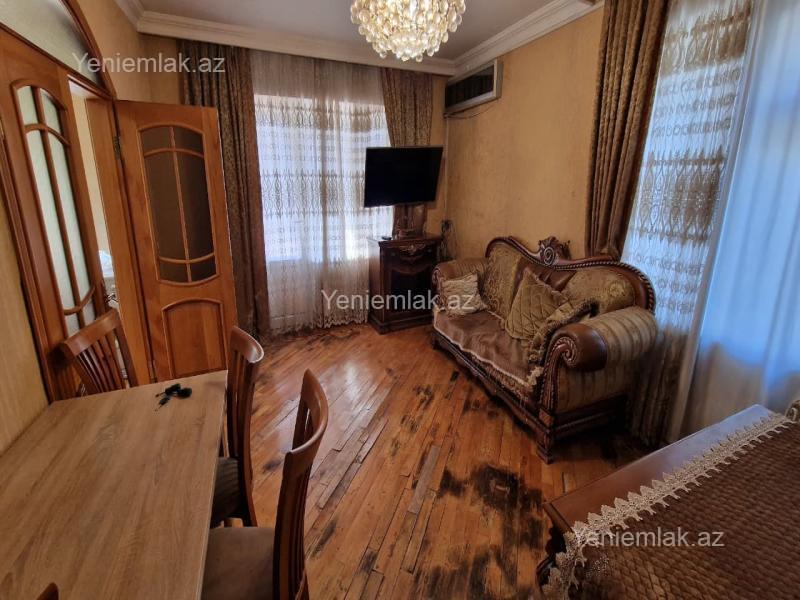 Satılır 3 otaqlı Bina evi menzil (Köhnə tikili), 87 m², Yasamal rayonu — Mənzil, Bakı (9)