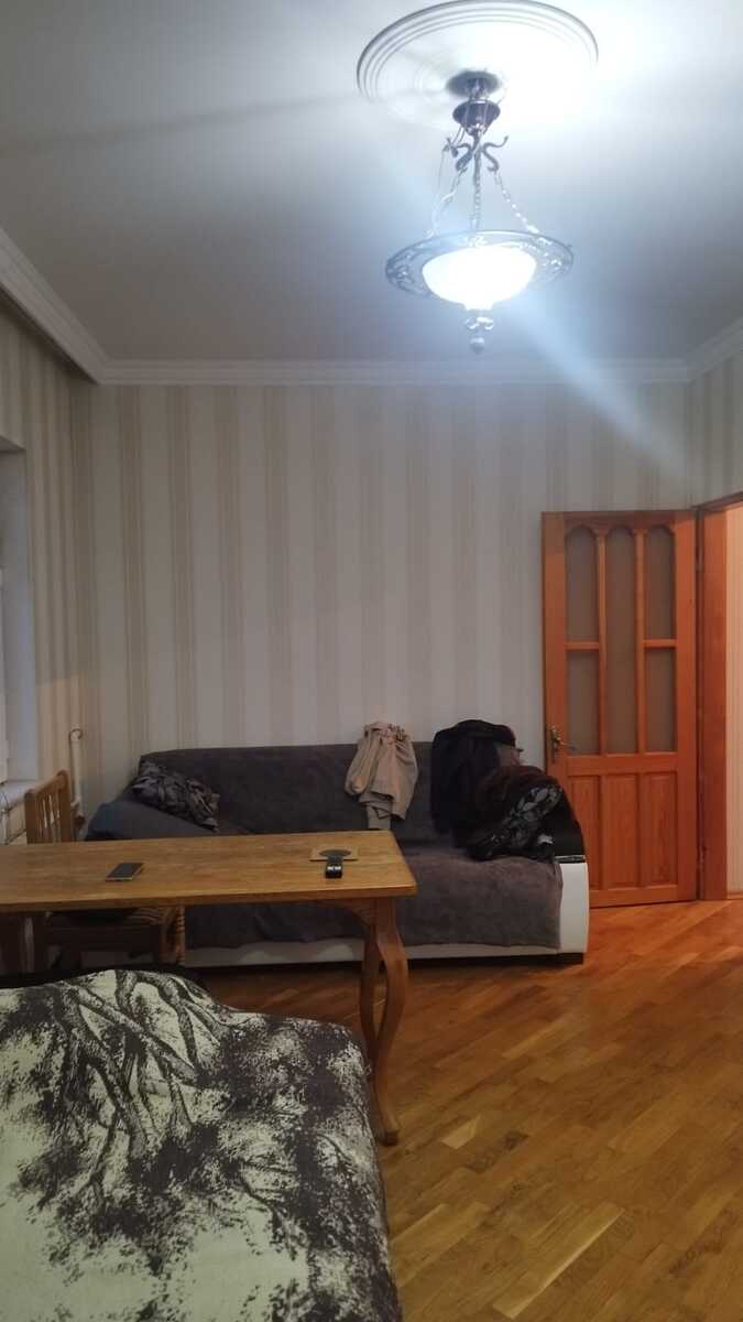 Satılır 1 otaqlı köhnə tikili 41 m² — Mənzil, Bakı (2)