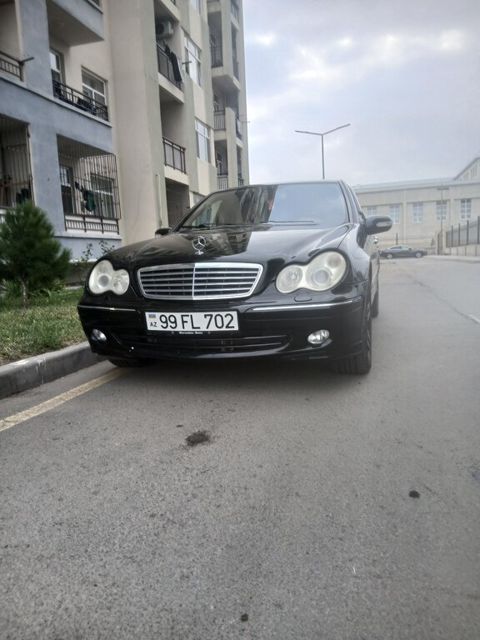 Mercedes C 240, 2.6 L, 2001 il, 365 482 km — Gəncə