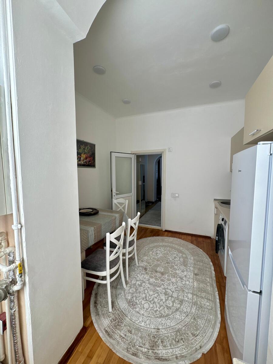 İcarəyə verilir 2 otaqlı köhnə tikili 70 m² — Mənzil, Bakı (11)