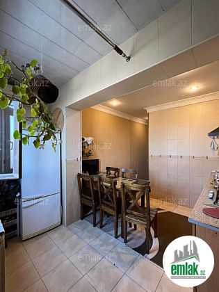 Satılır 4 otaqlı 100 m² köhnə tikili Xətai r — Mənzil (10)