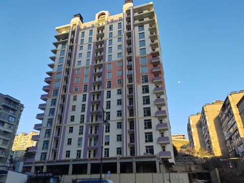Satılır 3 otaqlı yeni tikili 129.5 m² — Bakı