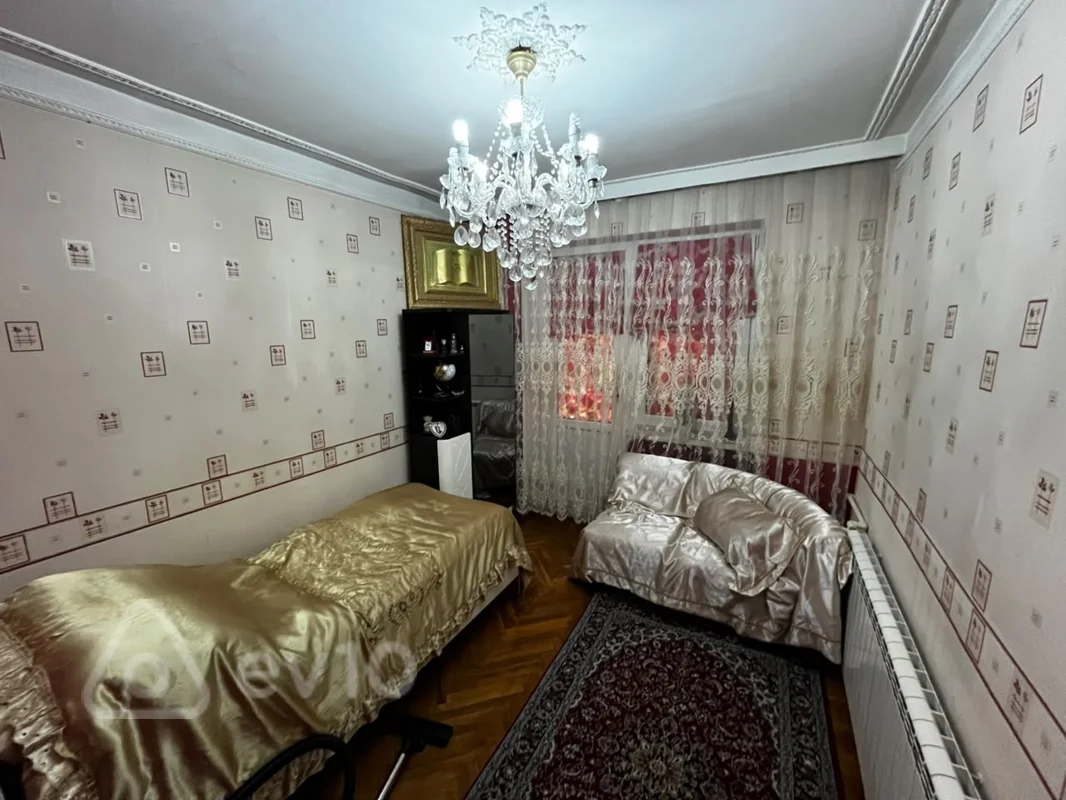 4 otaqlı mənzil, 150 m², Nermanov prospekti 43 — kirayə — Mənzil, Bakı (2)