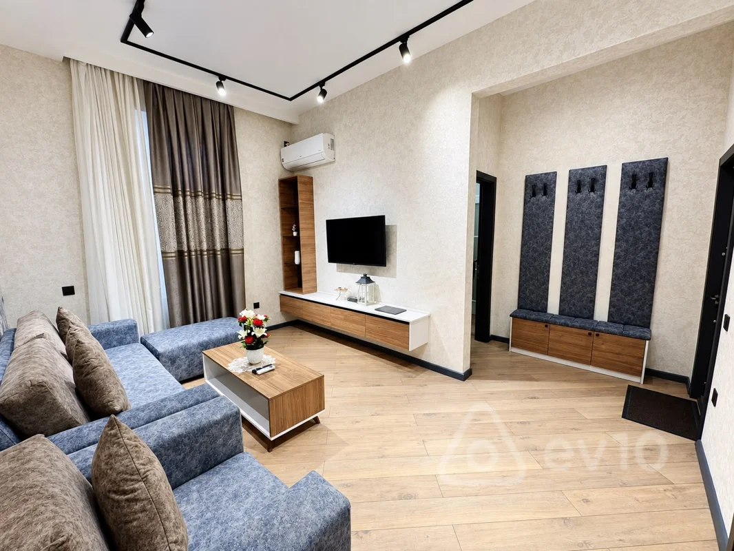 2 otaqlı mənzil, 50 m², Səid Rüstəmov 8 — günlük kirayə — Mənzil, Bakı (2)