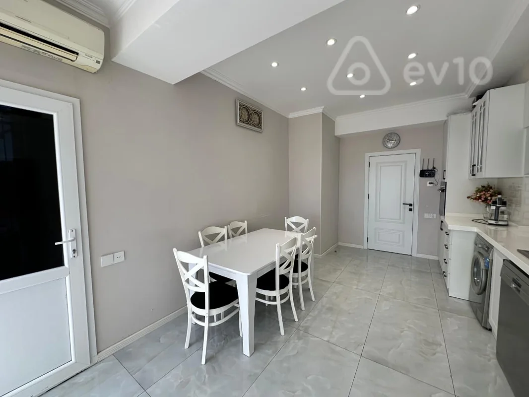 3 otaqlı mənzil, 115 m², Həzi Aslanov metrosunun yanı — Mənzil, Bakı (12)