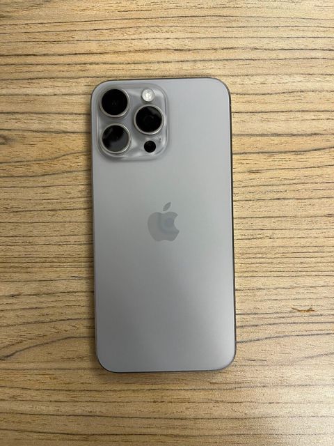 Apple iPhone 15 Pro Max Natural Titanium 256GB/8GB — Bakı