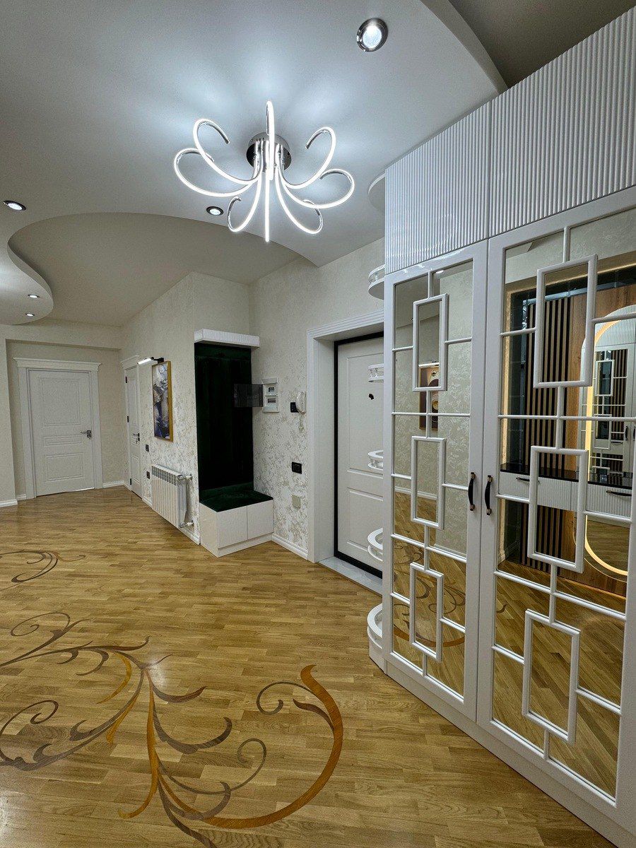 İcarəyə verilir 3 otaqlı yeni tikili 150 m² — Mənzil, Bakı (8)