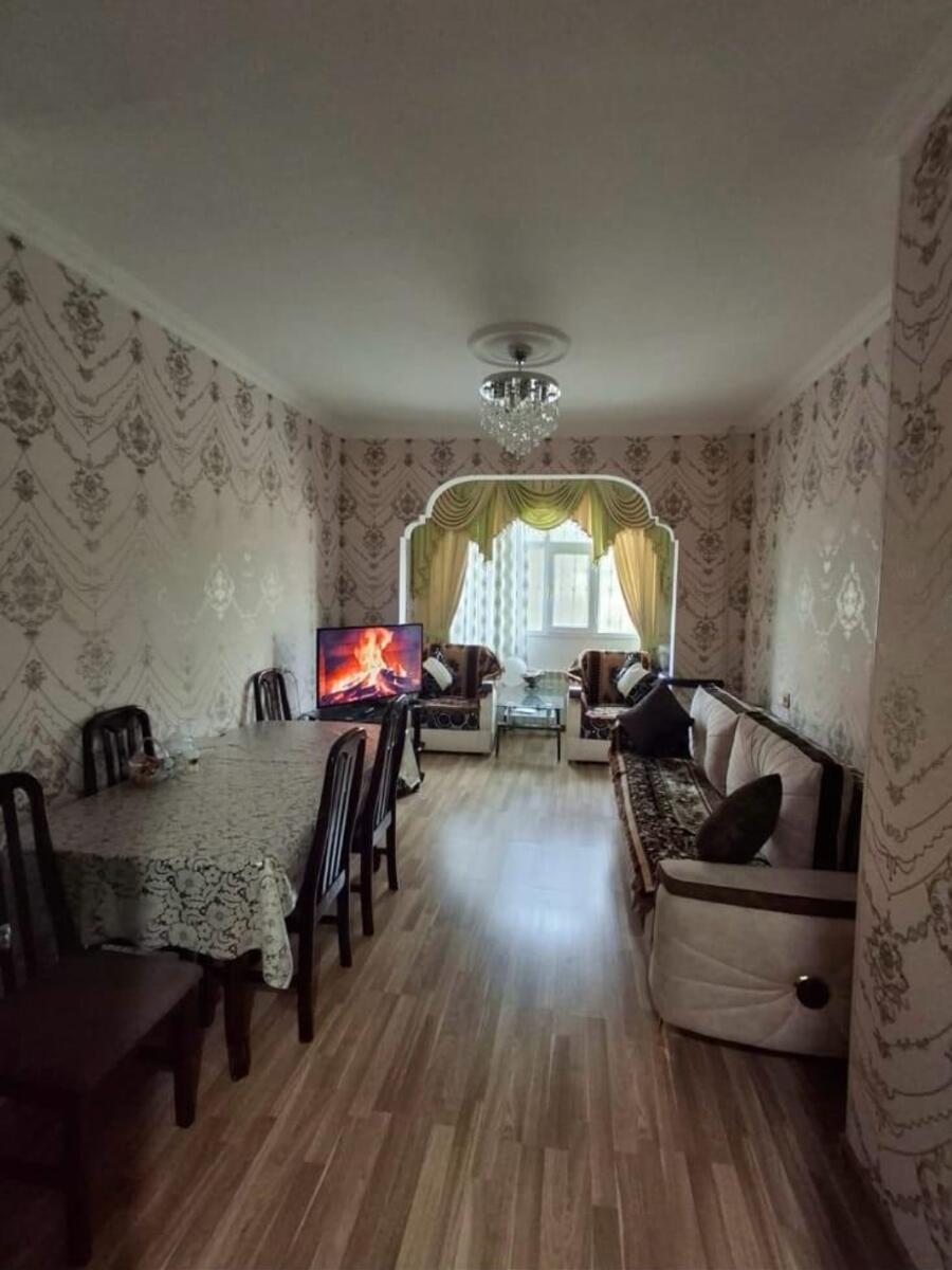 Satılır 3 otaqlı köhnə tikili 70 m² — Mənzil, Bakı (2)