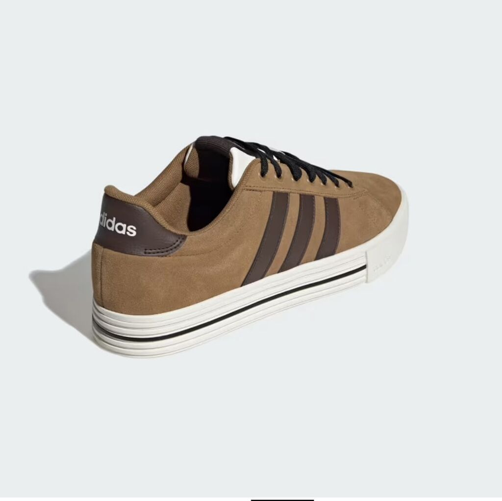 Adidas kişi krossovkası - Rəng: karamellə tünd qəhvəyi tonların — Krossovkalar, Bakı (2)