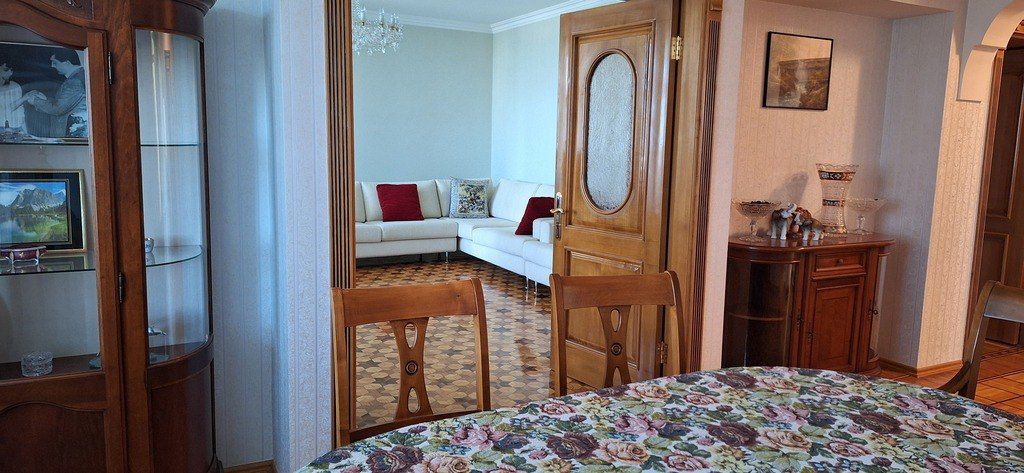 Satılır 4 otaqlı köhnə tikili 145 m² — Mənzil, Bakı (5)