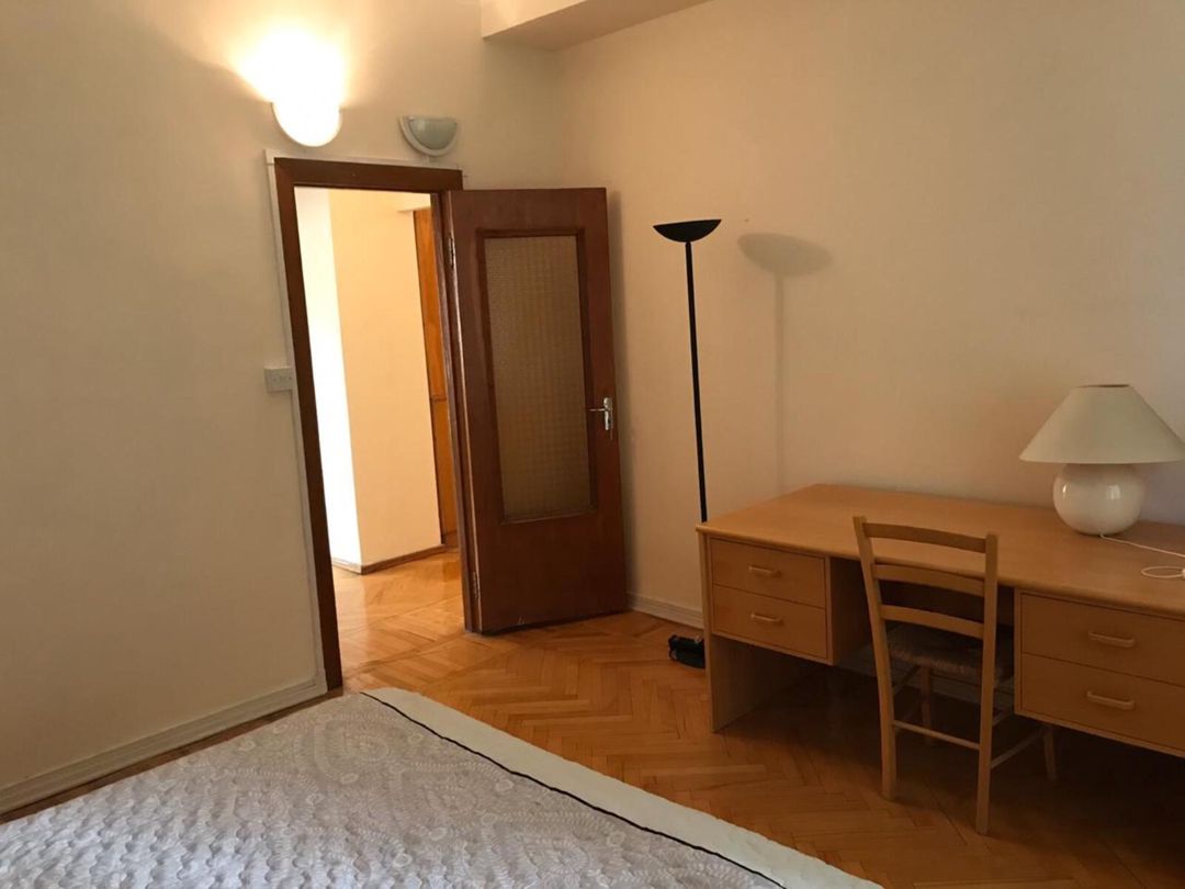 İcarəyə verilir 3 otaqlı köhnə tikili 115 m² — Mənzil, Bakı (4)