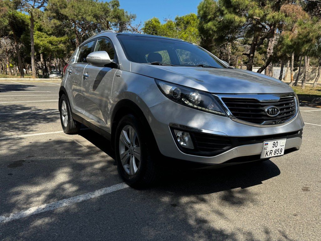 Kia Sportage, 2.0 L, 2011 il, 97 000 km 90-KR-859 — Avtomobillər, Bakı (2)