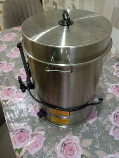 Paslanmayan poladdan elektrikli samovar/qaynar su qızdırıcısı - Həcm — Digah