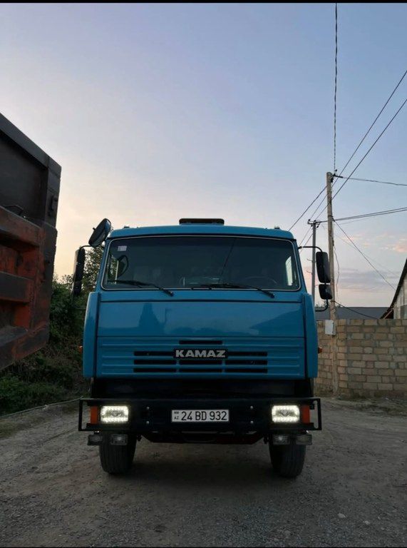 KamAz 5511, 11 L, 1984 il, 932 000 km 24-BD-932 — Yük maşınları, Şəki (4)