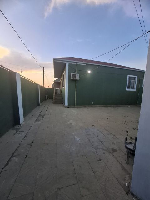 Həyət evi, Biləcəri qəs — Bakı