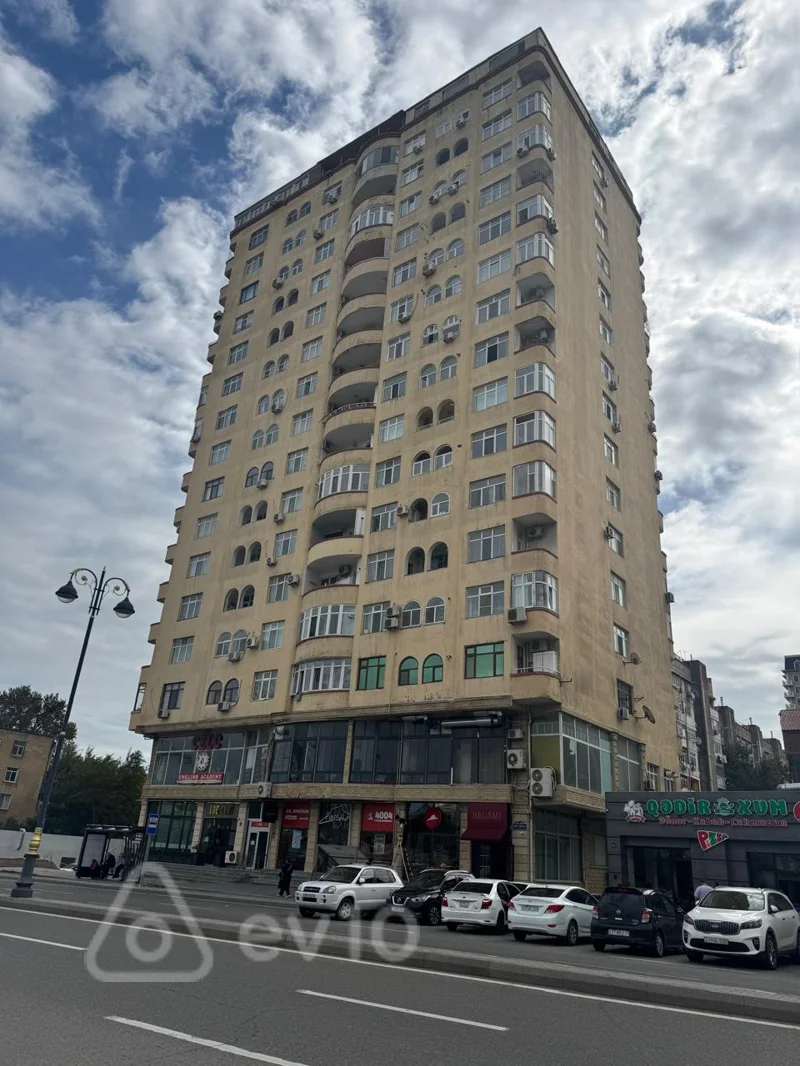 4 otaqlı mənzil, 155.6 m², Şərifzadə küçəsi — Bakı