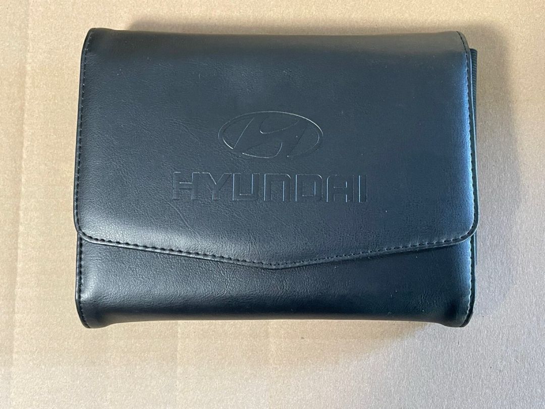 "Hyundai" kitabı — Kitablar və jurnallar, Bakı