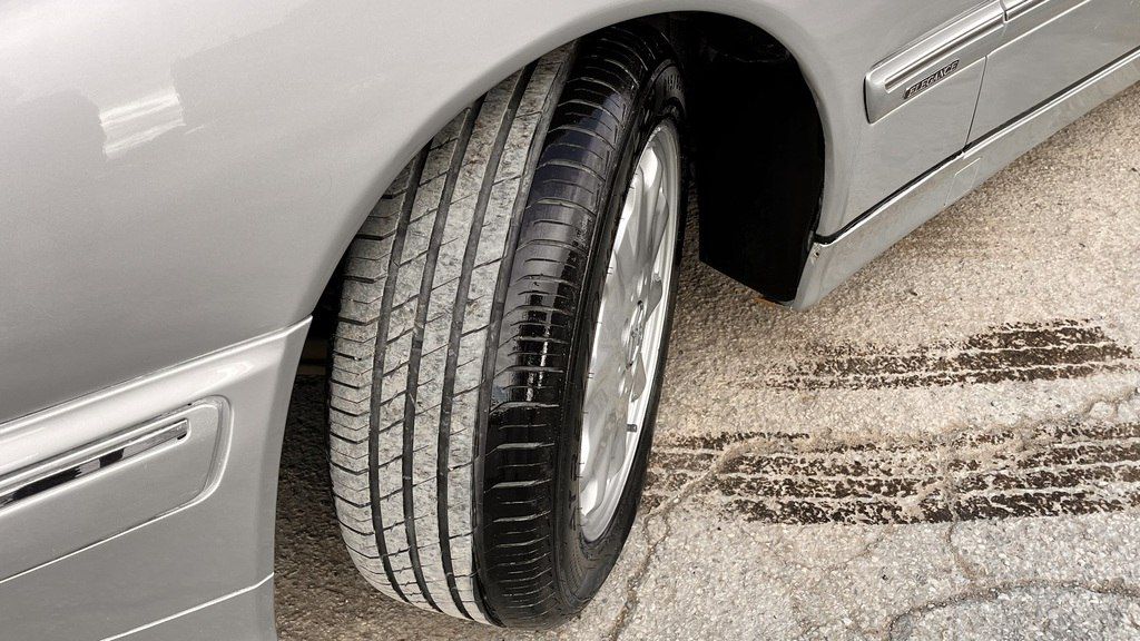 Mercedes E 220, 2.2 L, 2000 il, 303 000 km 99-GS-407 — Avtomobillər, Bakı (10)