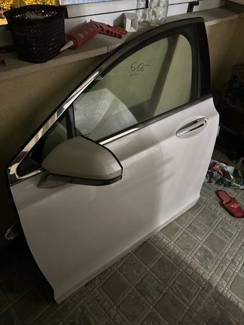 "Lincoln mkz" qapı hissəsi — Sumqayıt