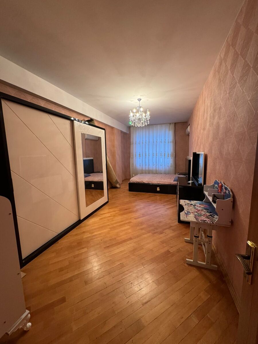 İcarəyə verilir 3 otaqlı yeni tikili 150 m² — Mənzil, Bakı (7)