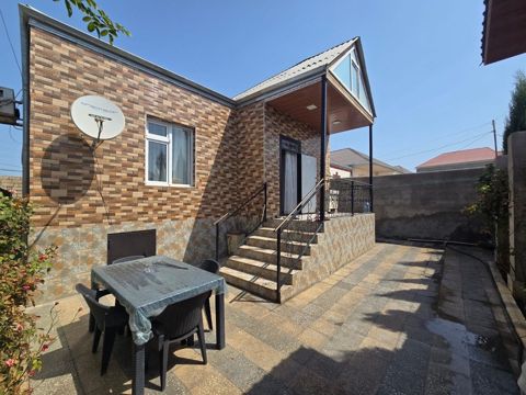Satılır 3 otaqlı həyət evi/bağ evi 100 m² — Bakı