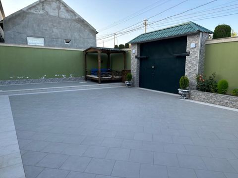 Satılır 5 otaqlı həyət evi/bağ evi 200 m² — Bakı