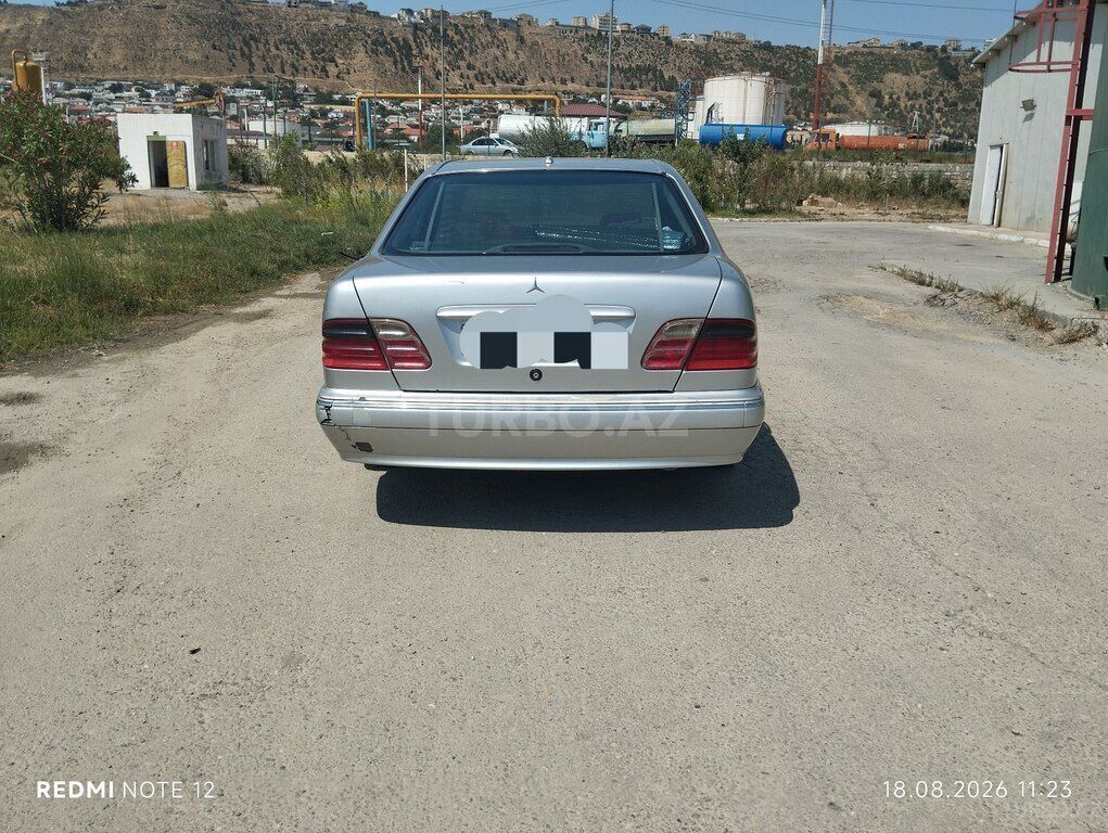 Mercedes E 320, 3.2 L, 1999 il, 414 475 km — Avtomobillər, Bakı (4)