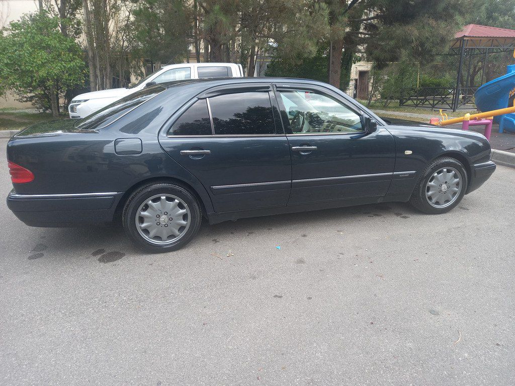 Mercedes E 240, 2.4 L, 1999 il, 416 122 km — Avtomobillər, Bakı (4)