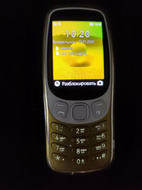 Nokia 3210 Y2K Gold 128MB/64MB — Bakı