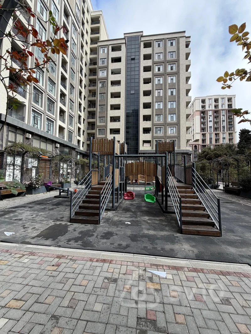 2 otaqlı mənzil, 73 m², Təbriz kç — Bakı