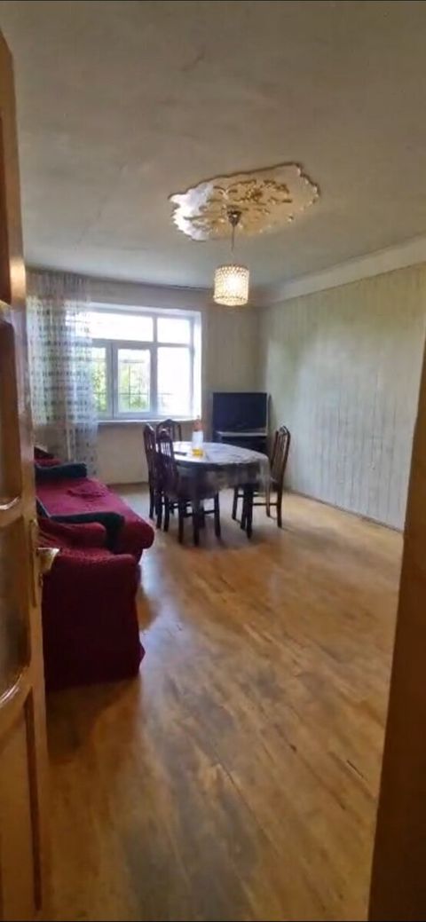 2-otaqlı mənzil, Gülüstan qəs., 50 m² — Gəncə